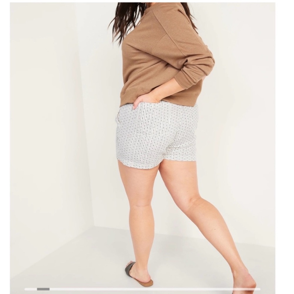 Old Navy High Waist Textured Shorts